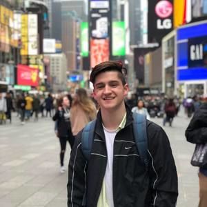 Meet your Posher, Justin